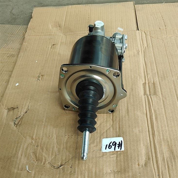 DZ9112230178   Clutch Boosting Cylinder2